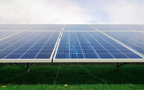 广东:鼓励各地级以上市对工业企业自建的分布式光伏予以支持 广东:鼓励各地级以上市对工业企业自建的分布式光伏予以支持